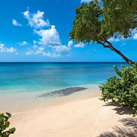 Mahogany Bay By Blue Sky Luxury Vila